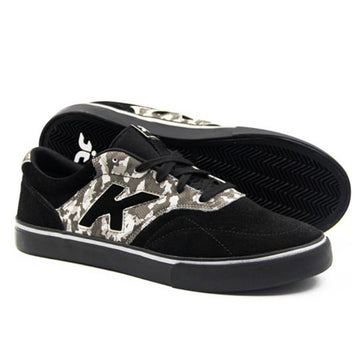 Zapatillas Kulture Legacy 3X Negro/Plomo Camuflado
