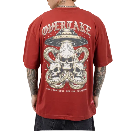 Polo oversize Overtake Death Ufo vista posterior con estampado gráfico