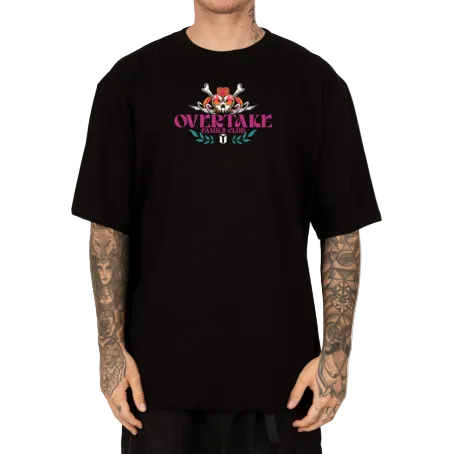 Polo oversize Overtake Eternal vista posterior con estampado gráfico