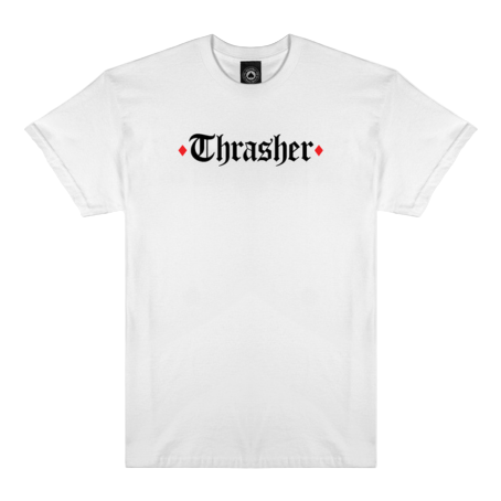 Polo Thrasher x Spitfire The End Oath White con logo Thrasher frontal y gráfico circular en rojo y negro en la espalda sobre base blanca.
